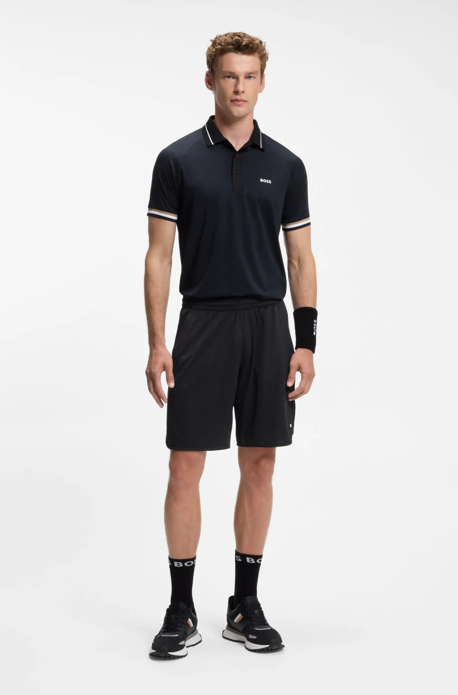 Active Shorts aus Stretch-Gewebe mit Taschen aus Mesh