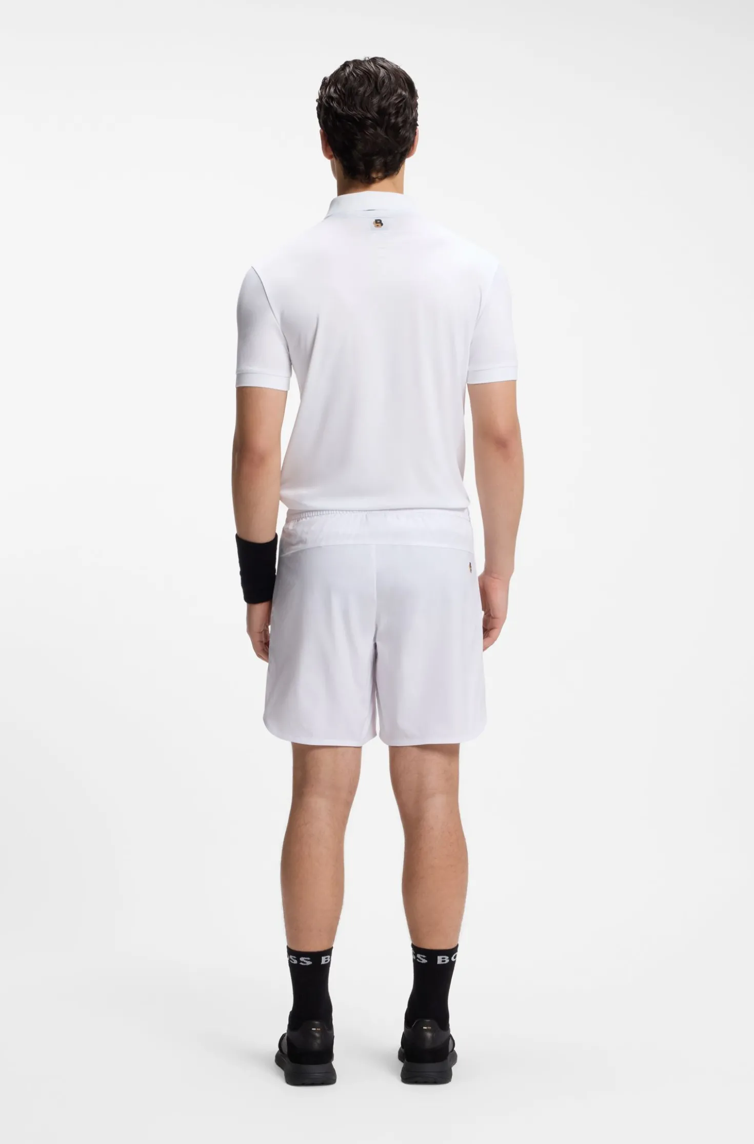 Active Tennis-Shorts aus innovativem NOVA-Gewebe