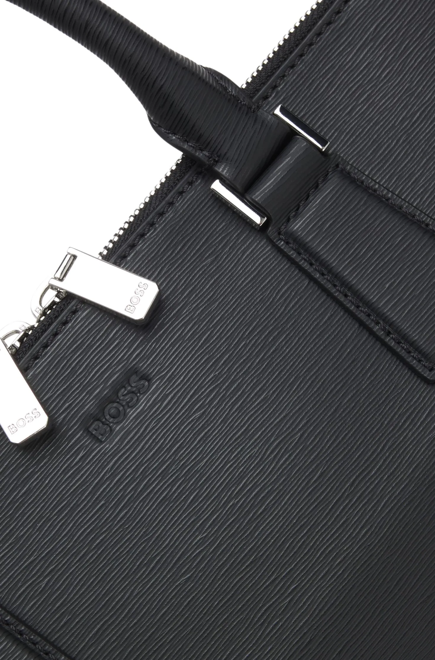 Aktentasche aus geprägtem Leder mit Metalldetails in Silber-Optik