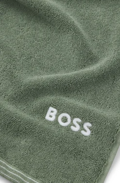Badetuch aus Baumwolle mit kontrastfarbener Logo-Stickerei
