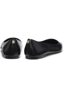 Ballerinas aus Leder mit spitzer Kappe