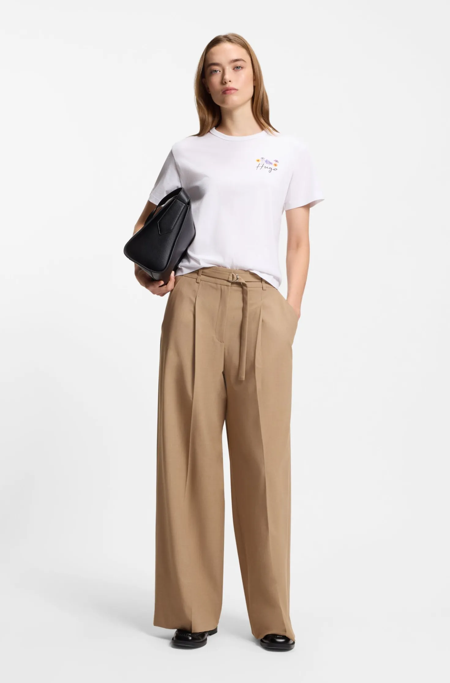 Bundfaltenhose mit Gürtel