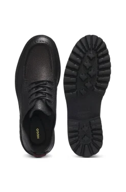 Derbys aus genarbtem Leder mit Profilsohle