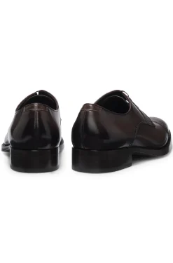 Derbys aus Leder mit Brogue-Details