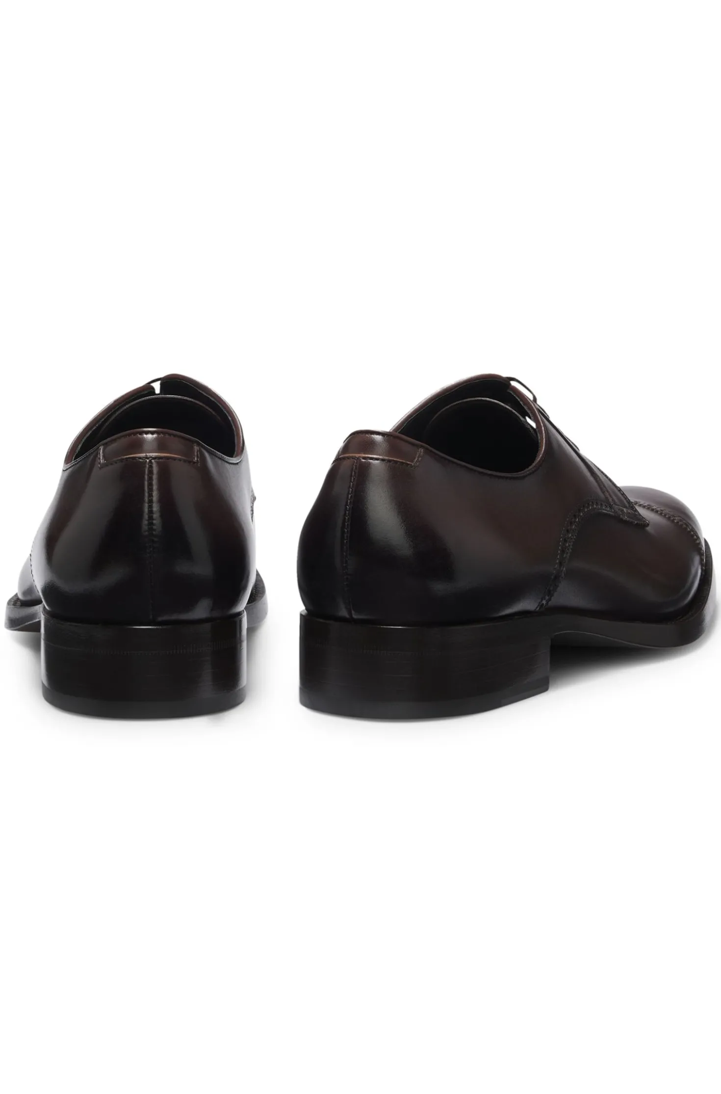 Derbys aus Leder mit Brogue-Details