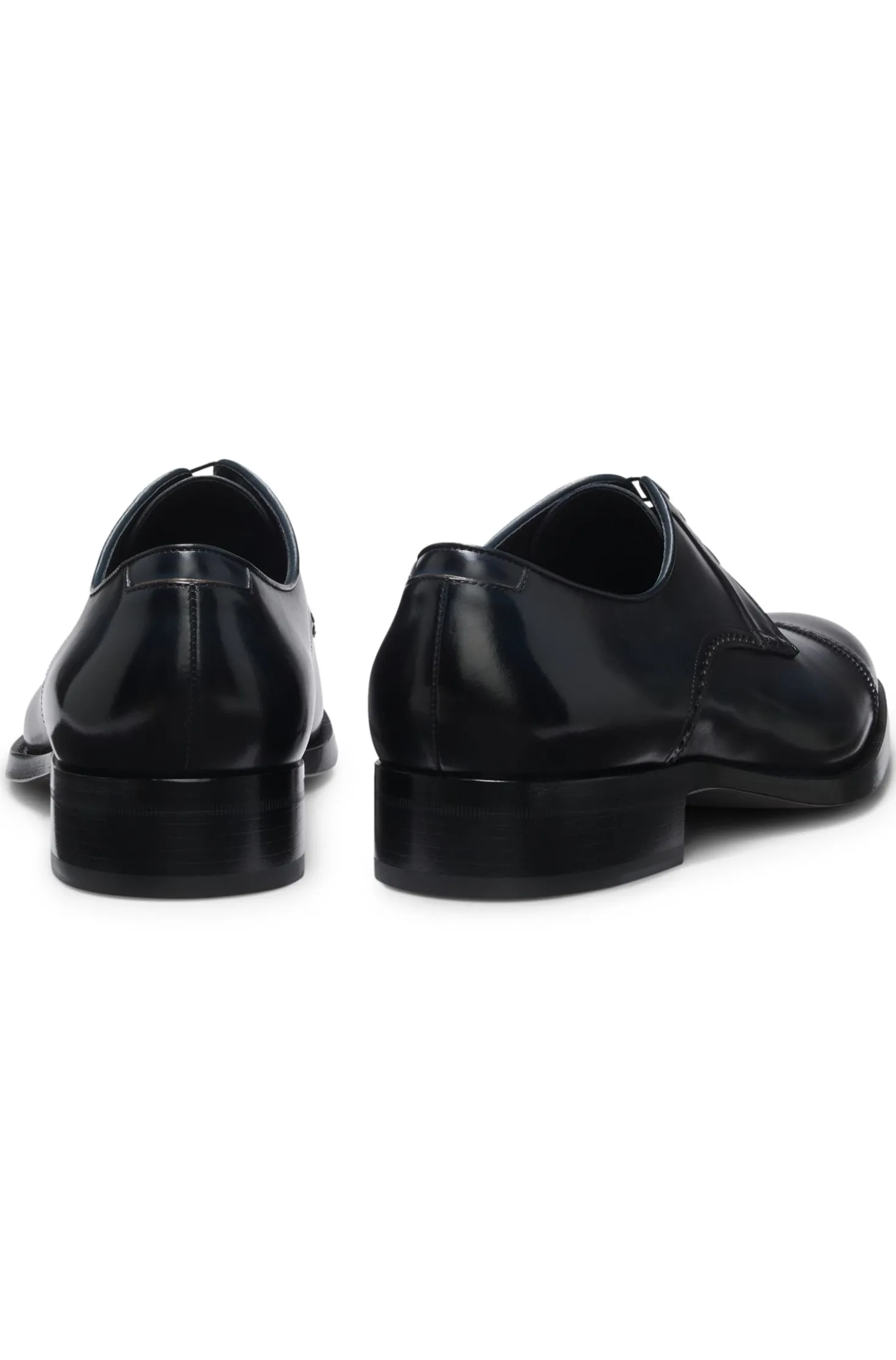 Derbys aus Leder mit Brogue-Details
