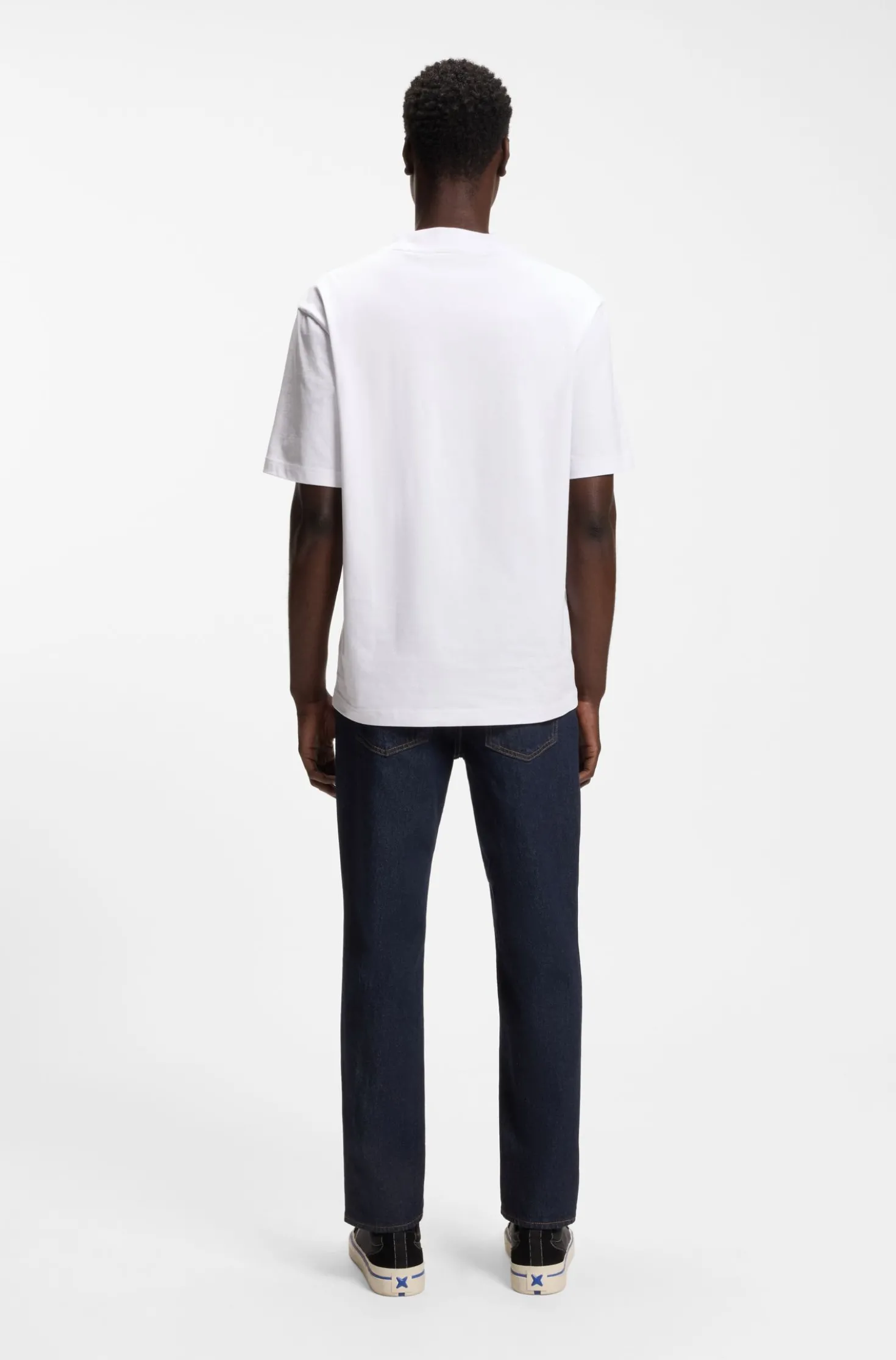 Dunkelblaue Tapered-Fit Jeans aus Stretch-Denim