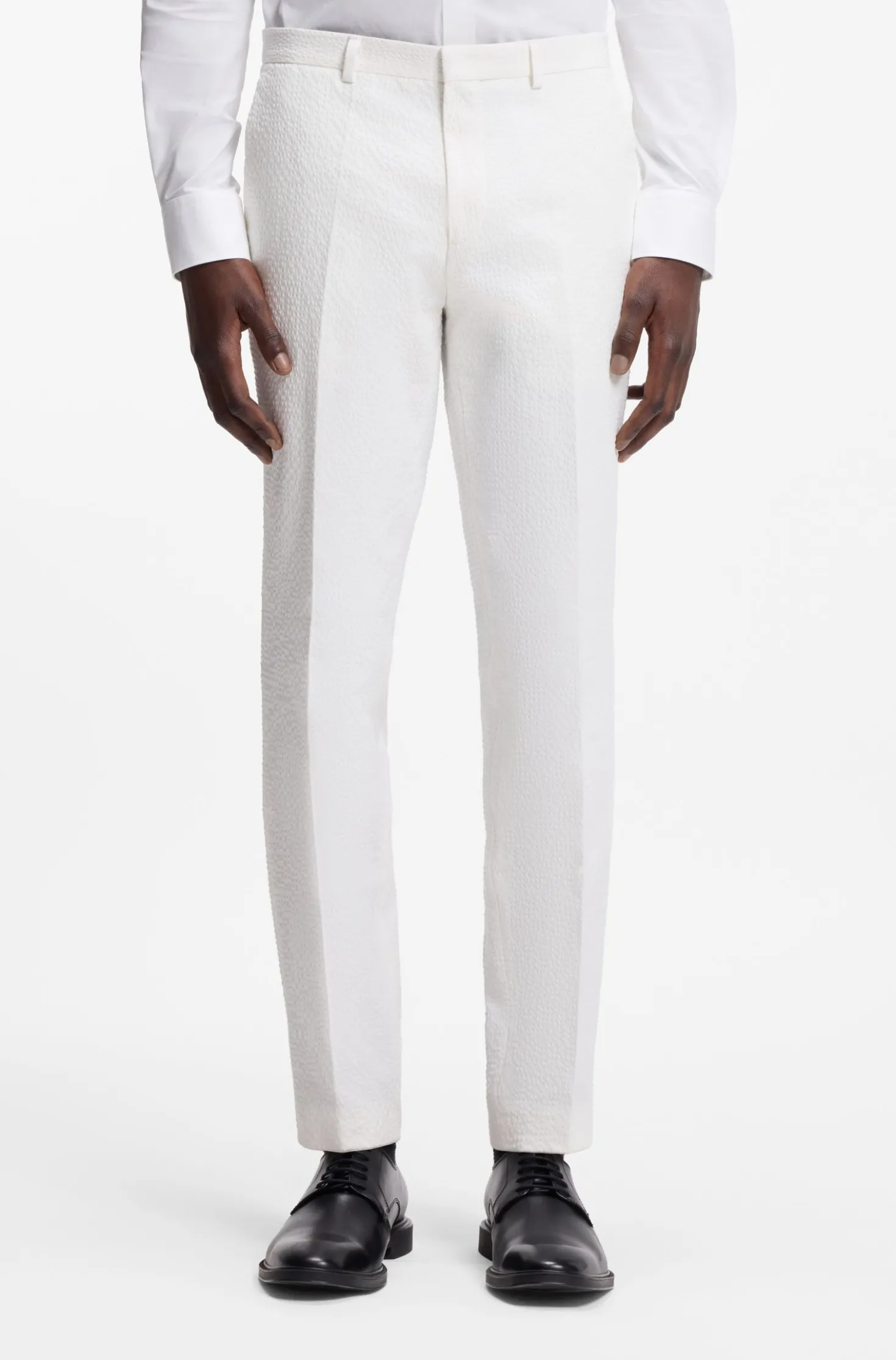 Extra Slim-Fit Anzug aus Stretch-Baumwolle-Seersucker mit drei Pieces
