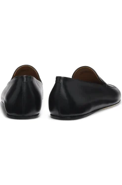 In Portugal gefertigte Leder-Loafer