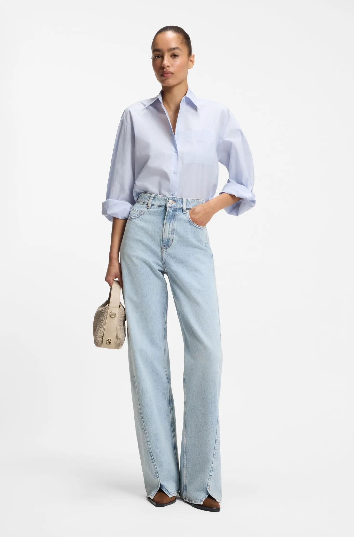 Jeans mit hohem Bund und weitem Beinverlauf