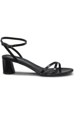 Ledersandalen mit Blockabsatz und Riemchen