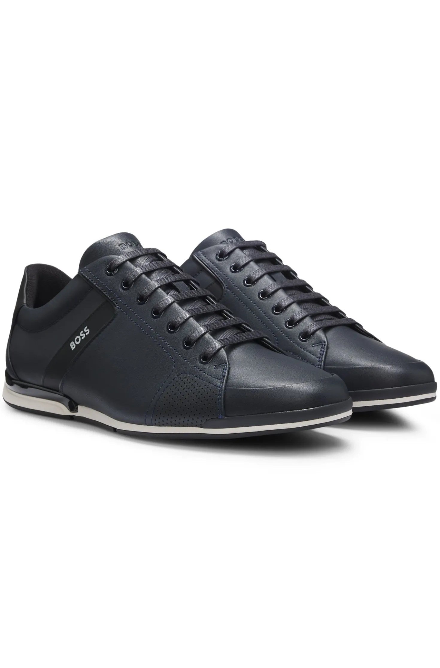 Ledersneakers mit geruchsneutralisierendem Innenfutter