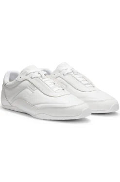 Ledersneakers mit Logo-Detail