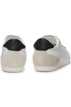 Lowtop Sneakers aus Leder und Veloursleder