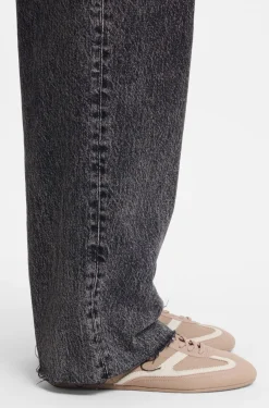 Lowtop Sneakers aus Leder und Veloursleder