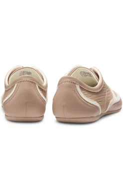 Lowtop Sneakers aus Leder und Veloursleder