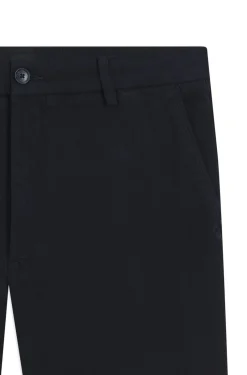 Modern-Fit Shorts aus Stretch-Baumwolle