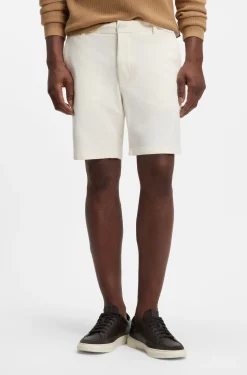 Modern-Fit Shorts aus Stretch-Baumwolle