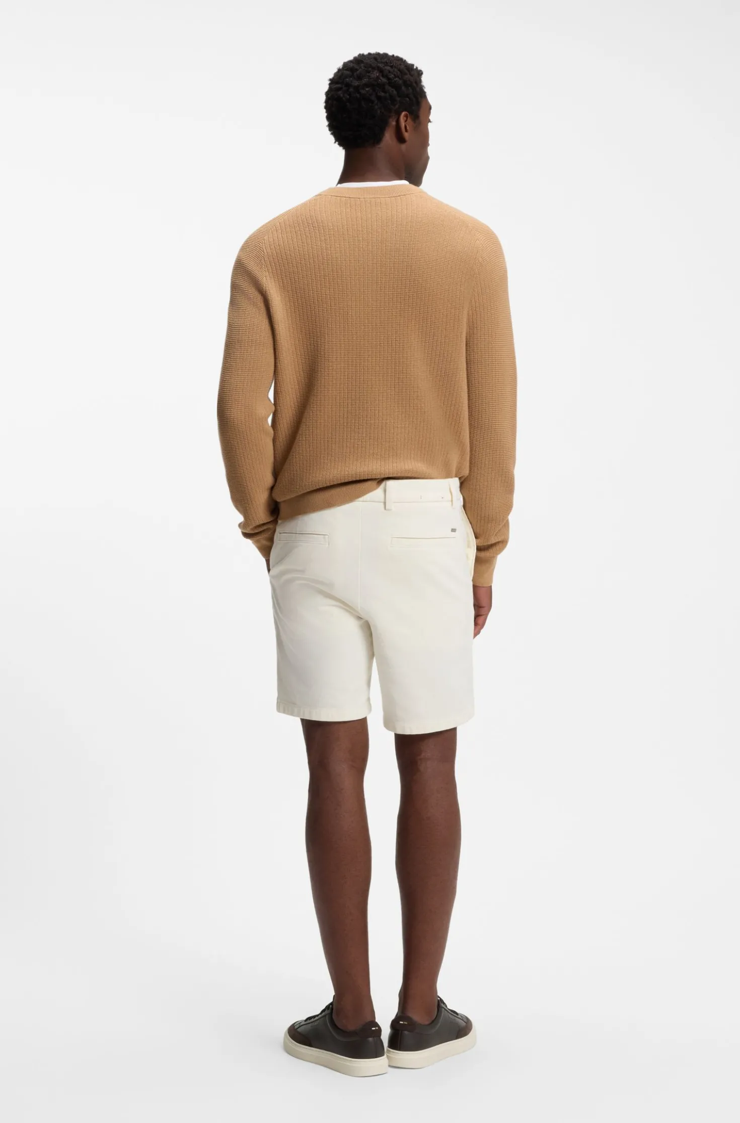 Modern-Fit Shorts aus Stretch-Baumwolle