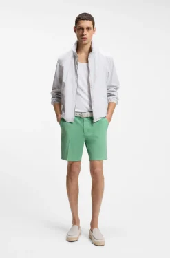 Modern-Fit Shorts aus Stretch-Baumwolle