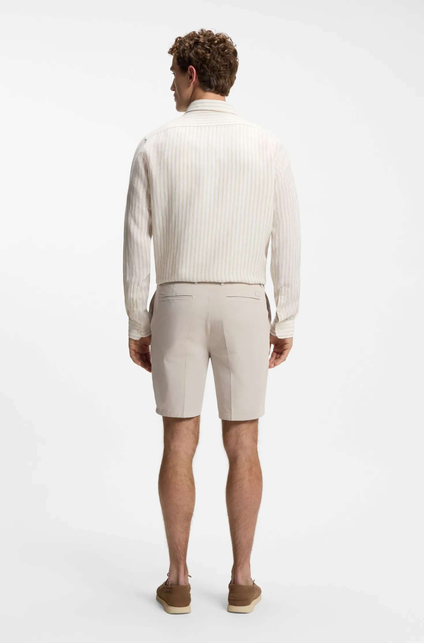Modern-Fit Shorts aus Stretch-Baumwolle