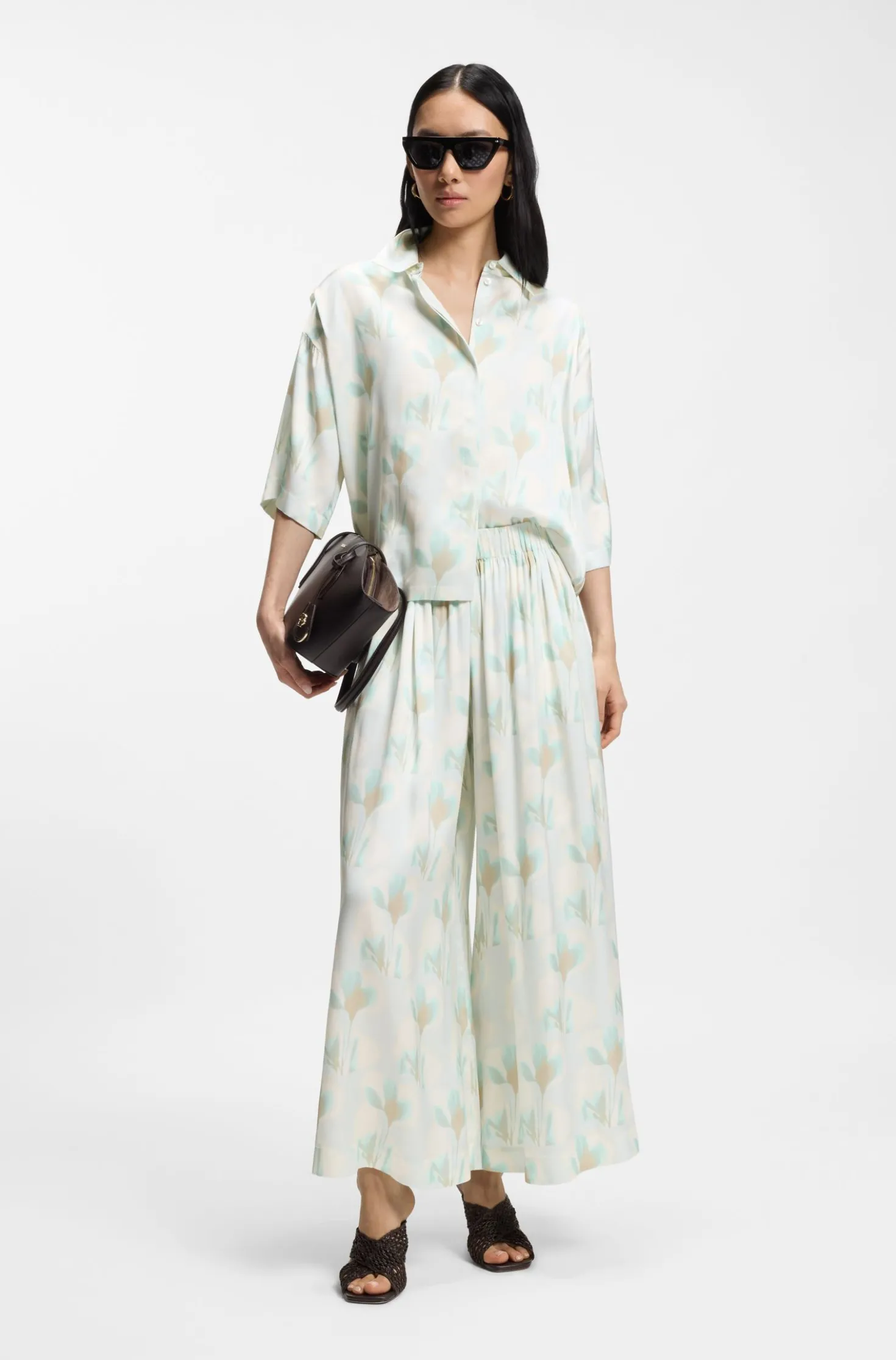 Oversized-Fit Hose mit weitem Bein und Blumenprint