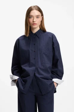 Regular-Fit Bluse aus Baumwoll-Popeline mit Nadelstreifen