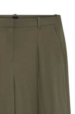 Regular-Fit Hose aus Stretch-Crêpe mit Nadelstreifen