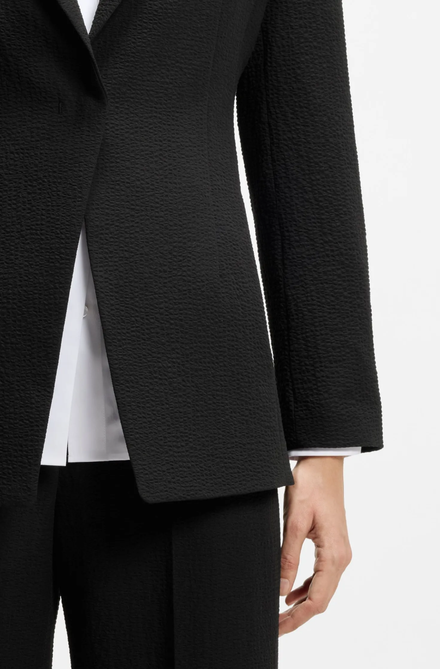 Relaxed-Fit Blazer aus Seersucker mit Kettengürtel