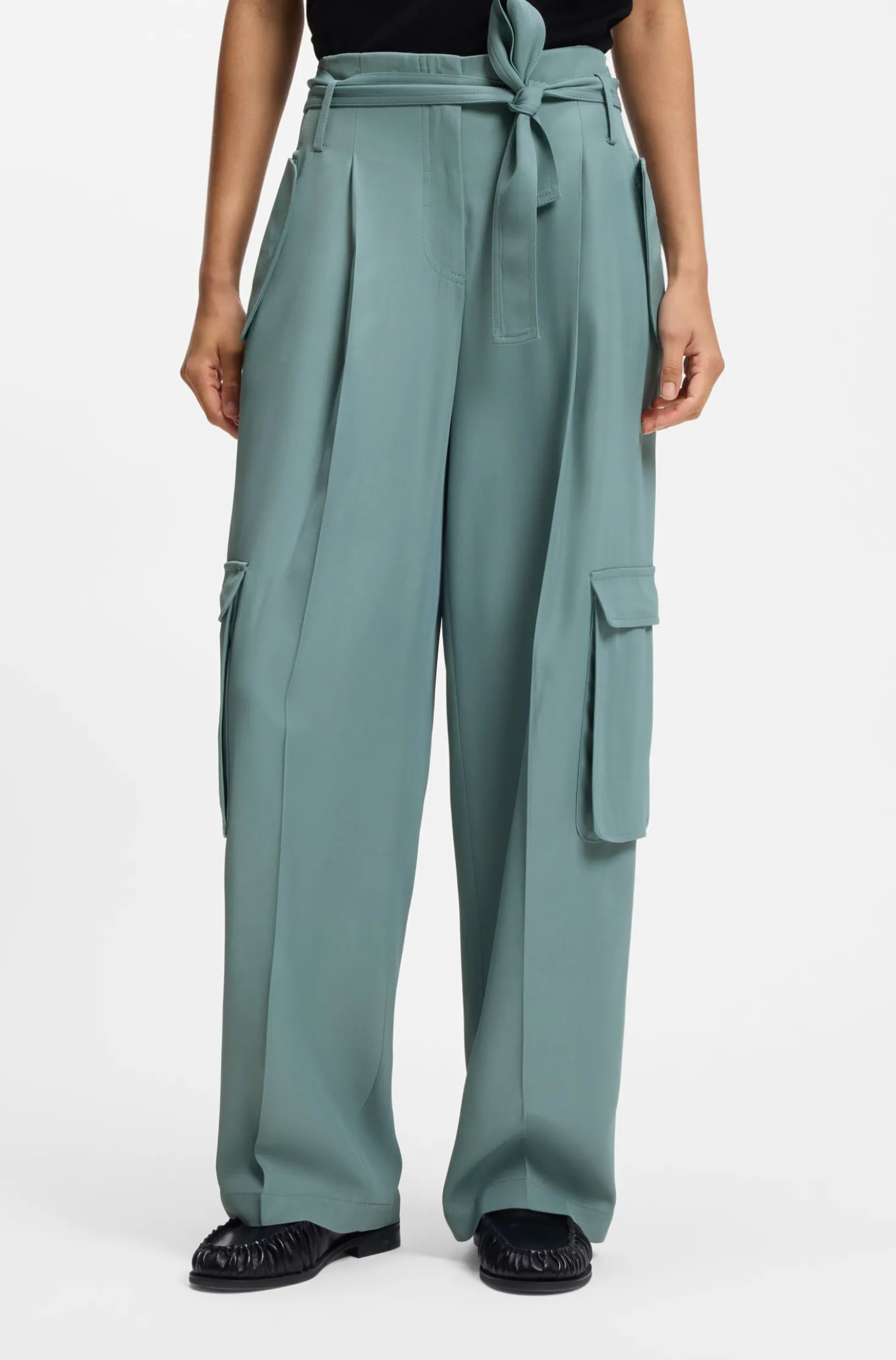 Relaxed-Fit Hose aus drapiertem Twill mit Paperbag-Bund