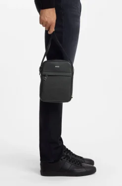 Reporter-Tasche aus recyceltem Leder mit verstellbarem Logo-Riemen