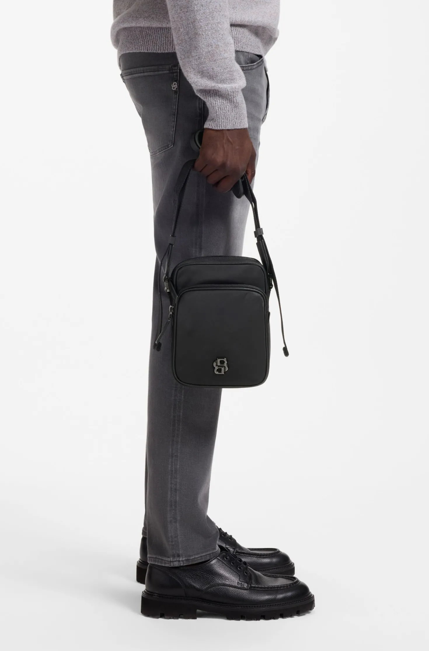 Reporter-Tasche aus Twill mit Double-B-Monogramm