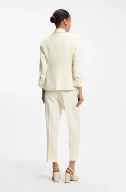 Slim-Fit Blazer aus japanischem Krepp mit gerafften Ärmeln