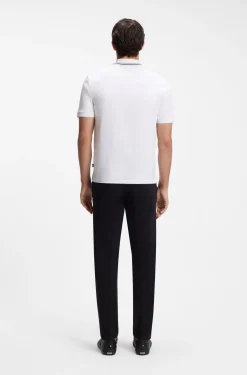 Slim-Fit Poloshirt aus Baumwolle mit gestreiftem Kragen