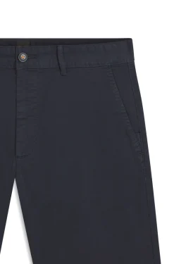 Slim-Fit Shorts aus elastischem Baumwoll-Twill