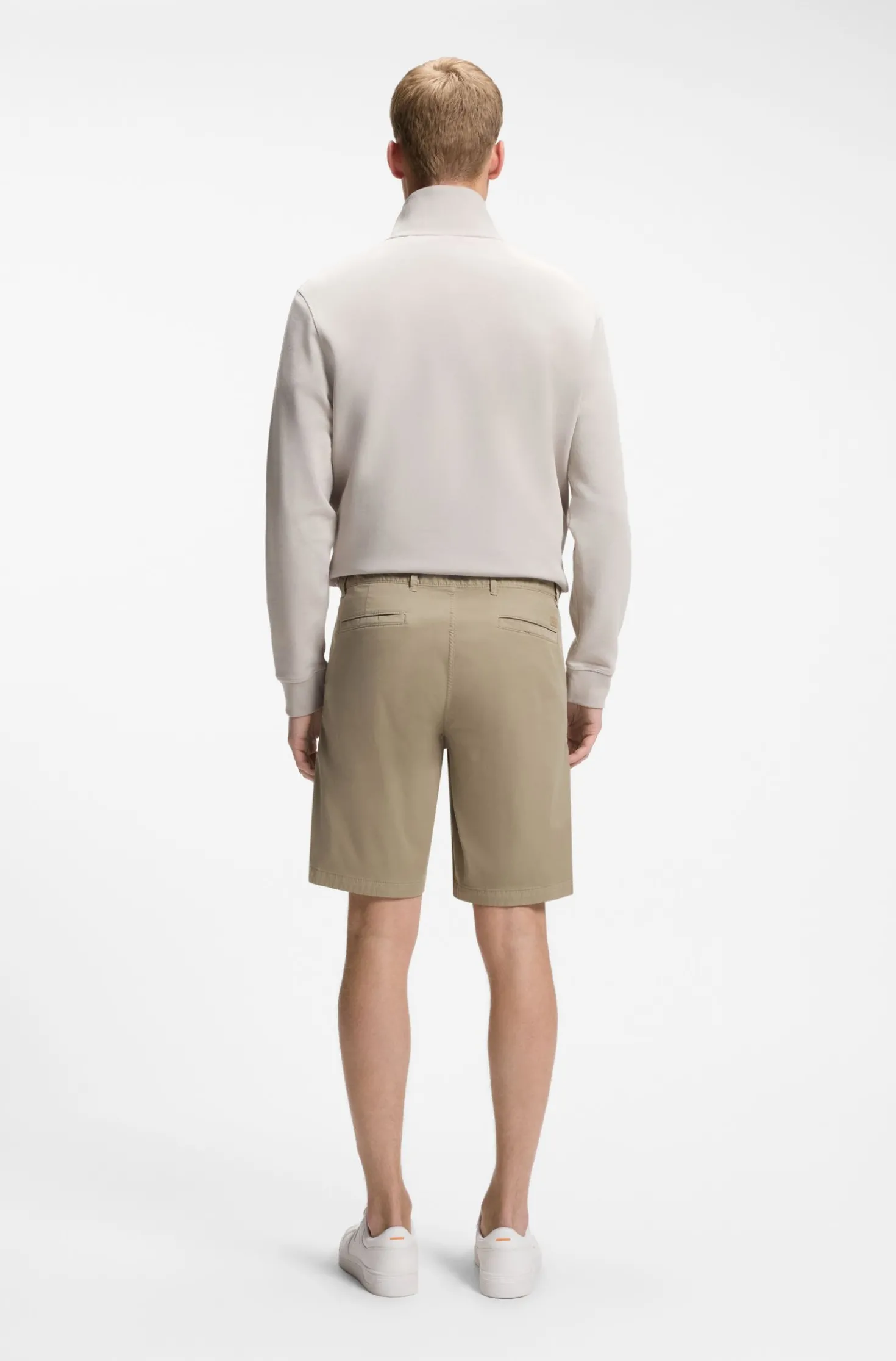 Slim-Fit Shorts aus elastischem Baumwoll-Twill