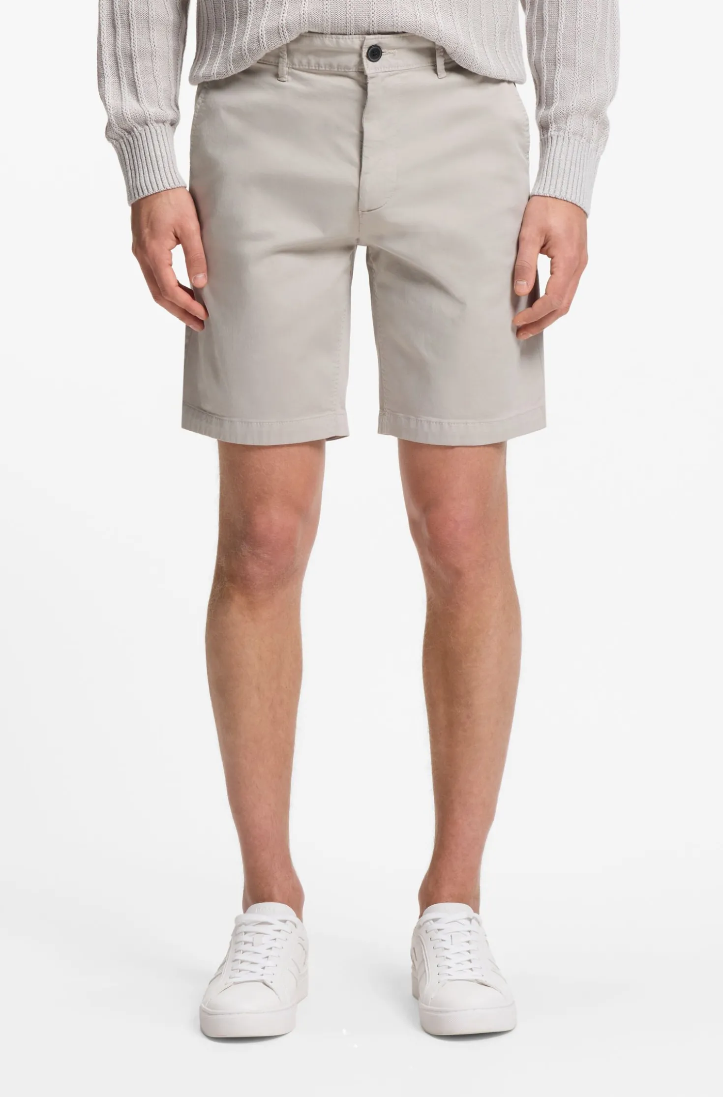 Slim-Fit Shorts aus elastischem Baumwoll-Twill