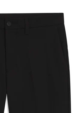 Slim-Fit Shorts aus wasserabweisendem Stretch-Gewebe