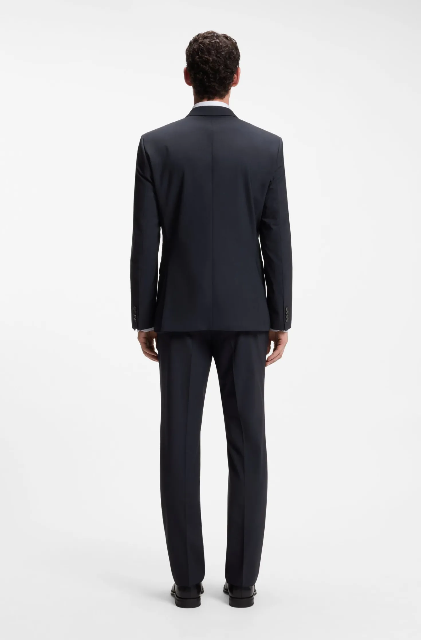 Slim-Fit Zweiteiler aus Stretch-Wolle