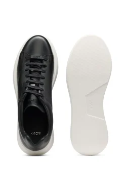 Sneakers aus Leder mit Gummisohlen