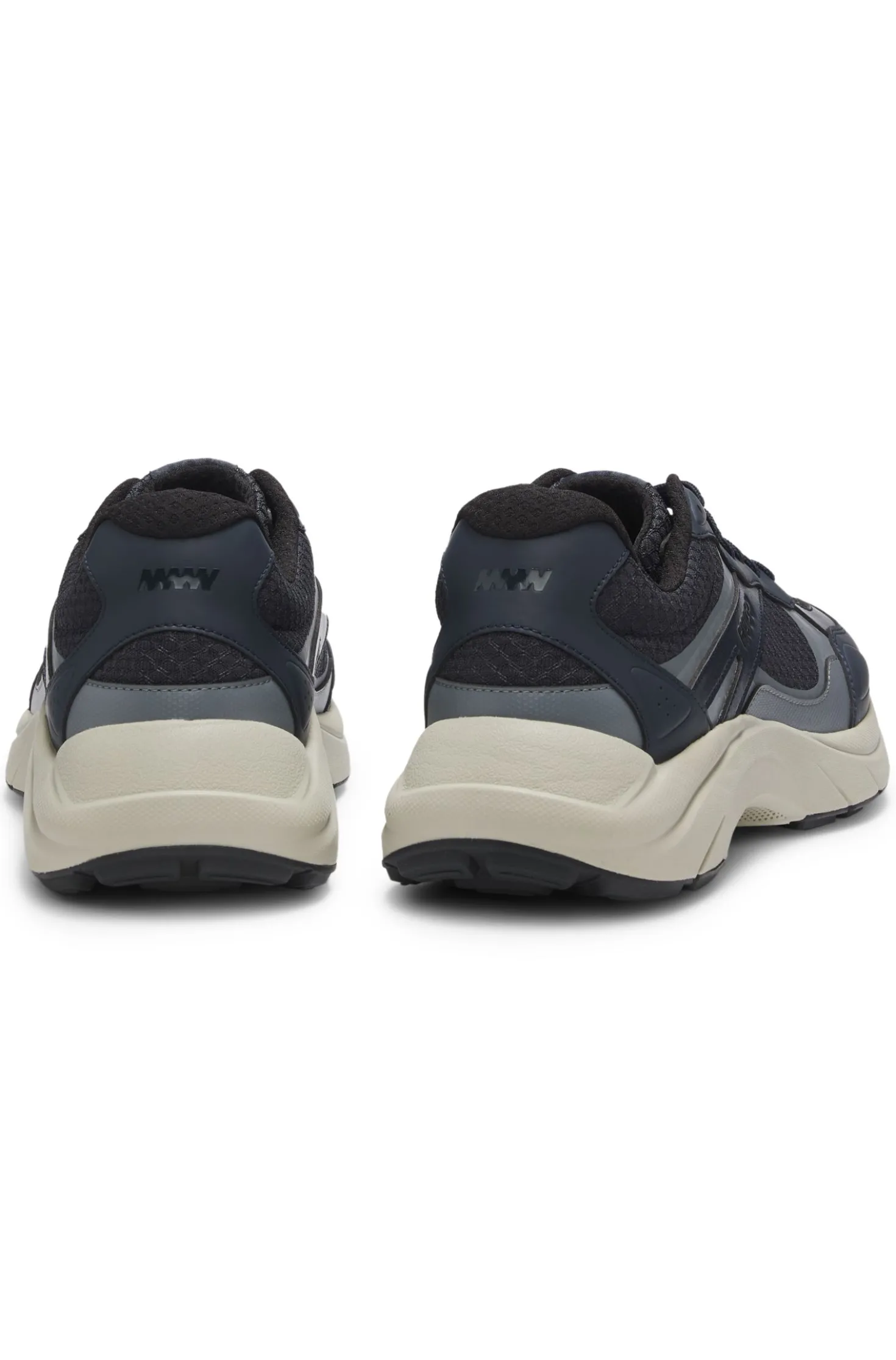 Sneakers mit Kunstleder und Mesh