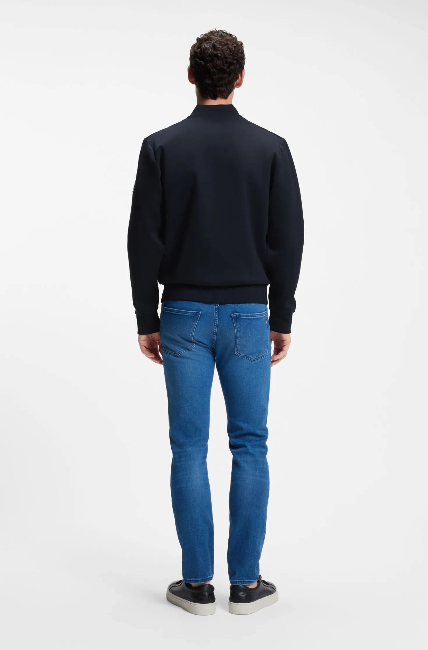 Sweatjacke mit Reißverschluss und gepolsterter Vorderseite