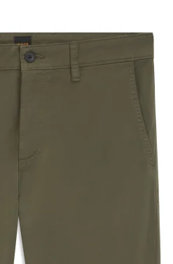 Tapered-Fit Hose aus Baumwoll-Satin mit Elasthan-Anteil