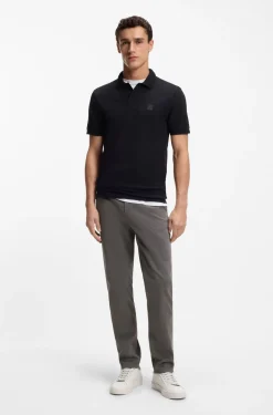 Tapered-Fit Hose aus Baumwoll-Satin mit Elasthan-Anteil