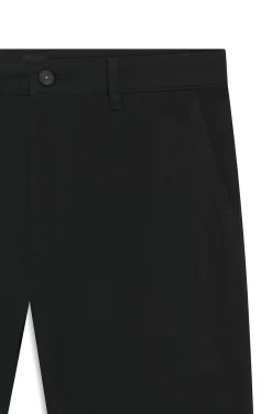 Tapered-Fit Hose aus Baumwoll-Satin mit Elasthan-Anteil