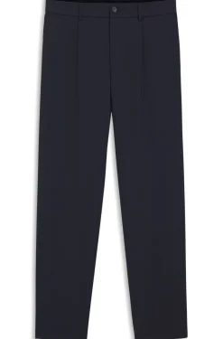 Tapered-Fit Hose aus waschmaschinenfestem Performance-Stretch-Gewebe