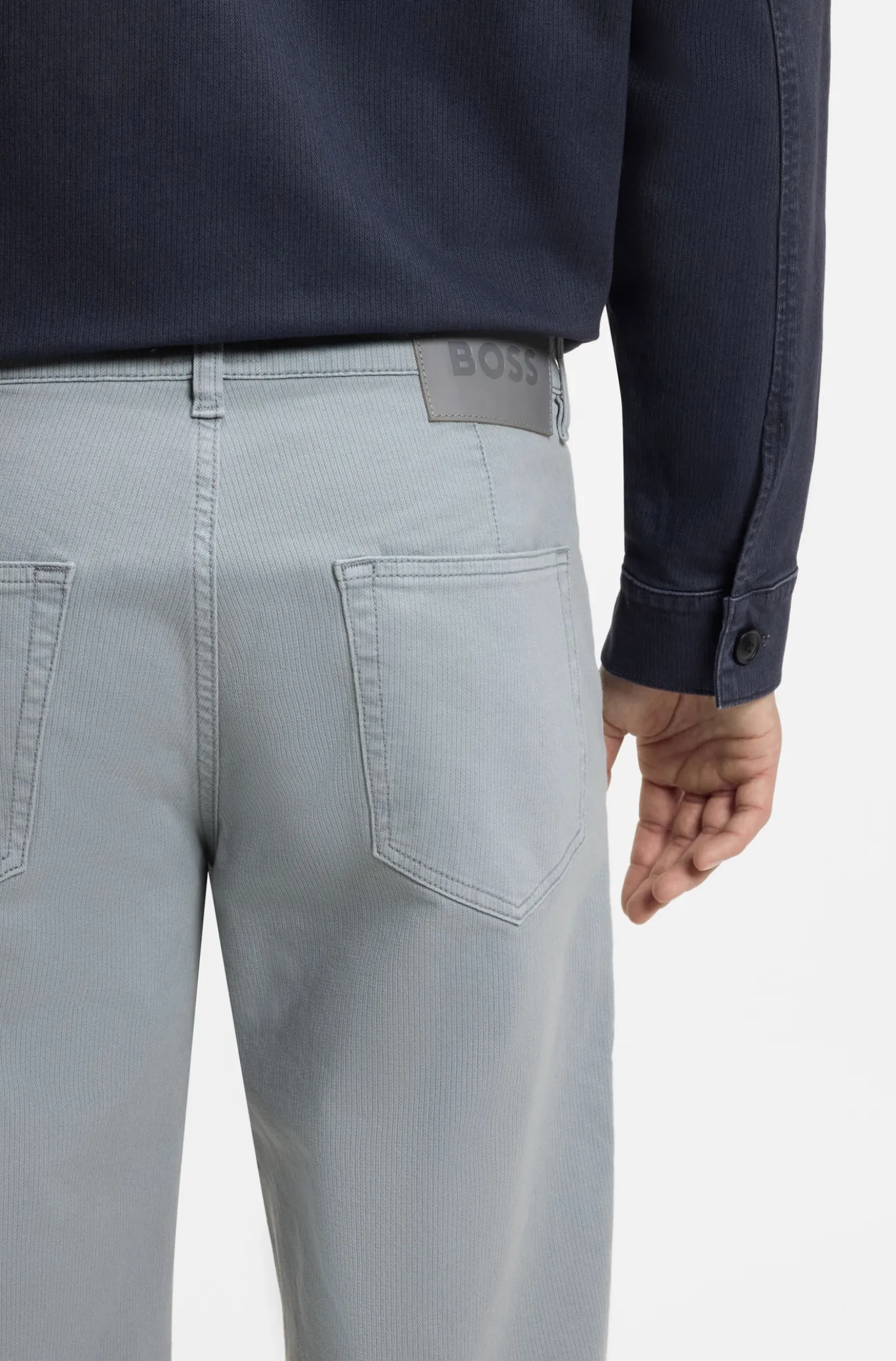 Tapered-Fit Jeans aus Stretch-Baumwolle