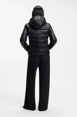 Wasserabweisende Steppjacke mit Kapuze und aufgedrucktem Logo