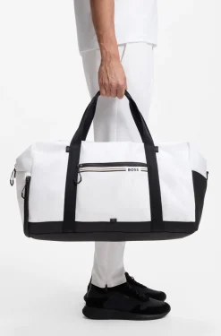 Weekender aus strukturiertem Gewebe mit Logo und Signature-Streifen
